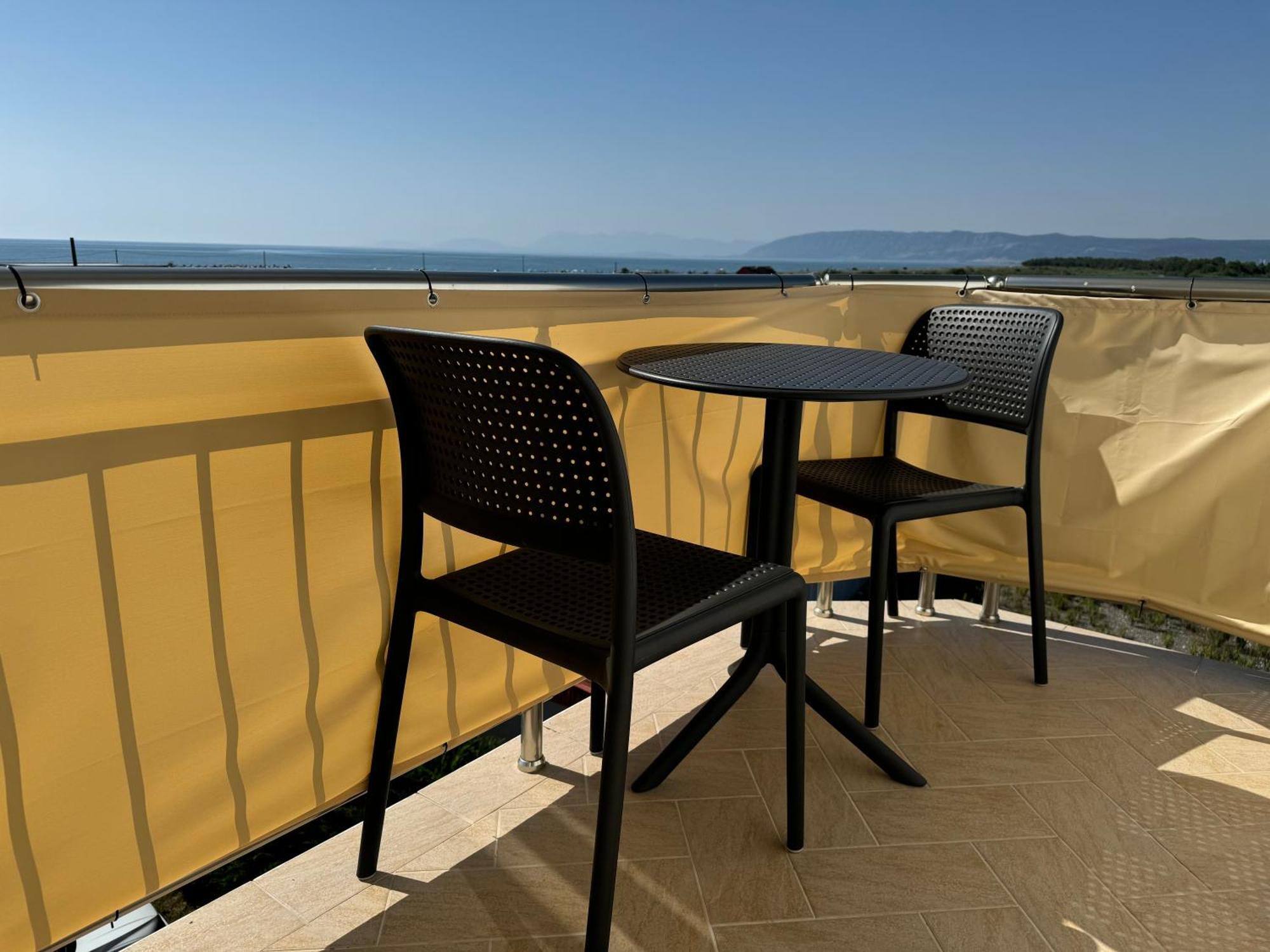 Kunevain Guest House Lezhë Dış mekan fotoğraf